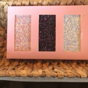 Clinique eye and cheek pallets Three for holiday